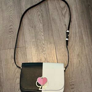 Kate Spade heart crossbody purse